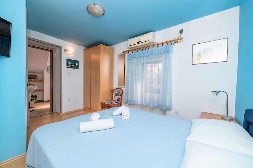 Bozena Apartment Mali Losinj Exterior photo